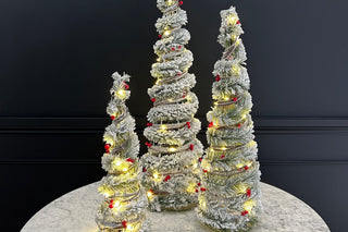 How to Style a Christmas Tree (Without the Hassle)
